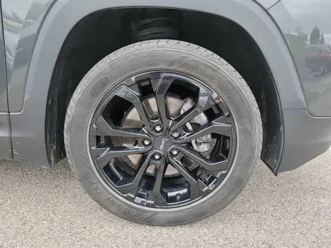 More photos of 2019 GMC Terrain SLT at Tom Gill Buick GMC, OH