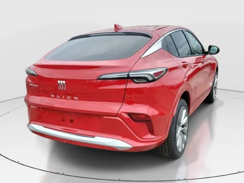 More photos of 2026 Buick Envista Avenir at Tom Gill Buick GMC, OH