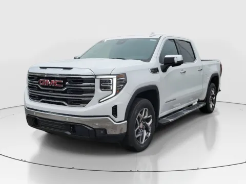 Photos of 2026 GMC Sierra 1500 SLT for sale in Hamilton, OH at Tom Gill Buick GMC
