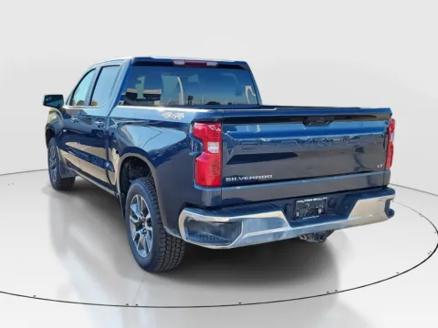 Another view of 2022 Chevrolet Silverado 1500 LT for sale in Hamilton, OH at Tom Gill Buick GMC
