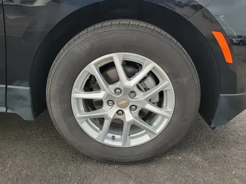 More photos of 2023 Chevrolet Equinox LT at Tom Gill Buick GMC, OH