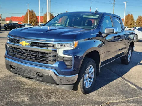 Photos of 2022 Chevrolet Silverado 1500 LT for sale in Hamilton, OH at Tom Gill Buick GMC
