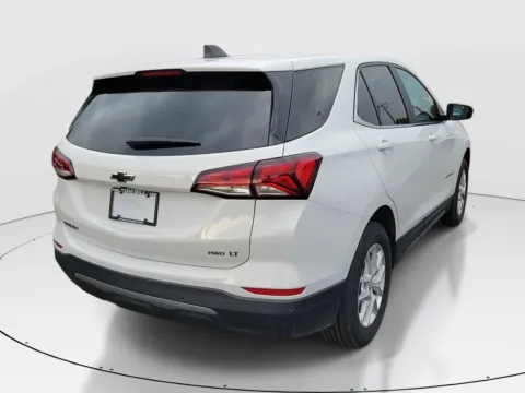 More photos of 2022 Chevrolet Equinox LT at Tom Gill Buick GMC, OH