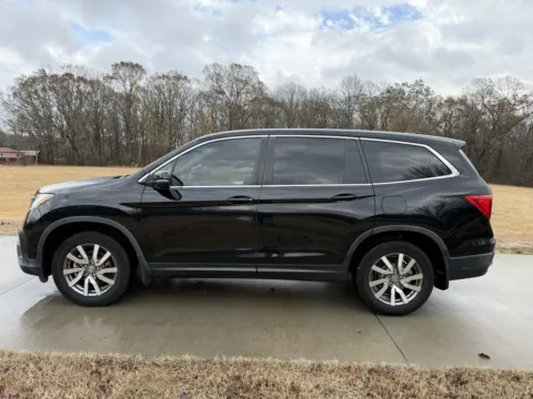 Photos of 2021 Honda Pilot EX-L for sale in Austin, AR at Premier MotorCars LLC