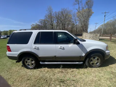 More photos of 2006 Ford Expedition at Premier MotorCars LLC, AR