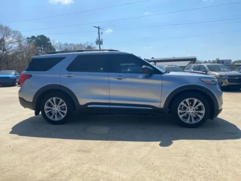 More photos of 2020 Ford Explorer XLT at Premier MotorCars LLC, AR
