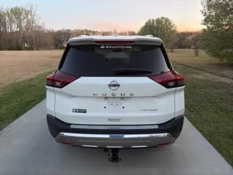 More photos of 2021 Nissan Rogue Platinum at Premier MotorCars LLC, AR