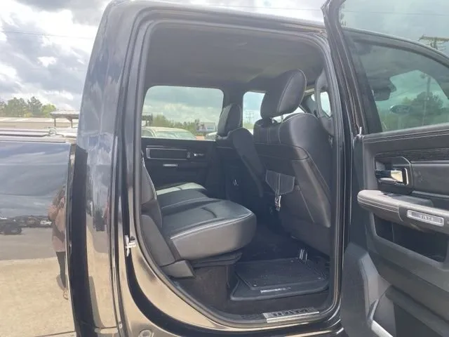 2017 RAM Ram 1500 Pickup Laramie Limited - Photo 11