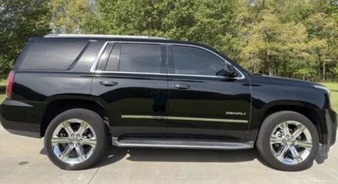 More photos of 2017 GMC Yukon Denali at Premier MotorCars LLC, AR