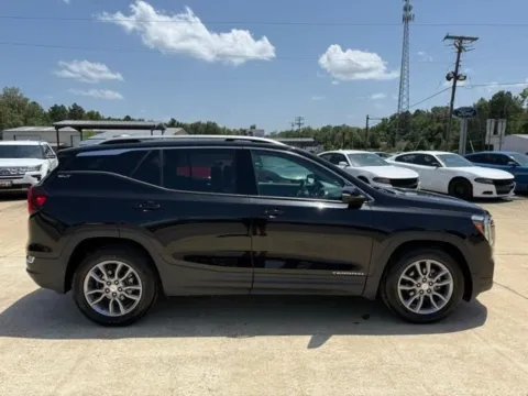 More photos of 2022 GMC Terrain SLT at Premier MotorCars LLC, AR