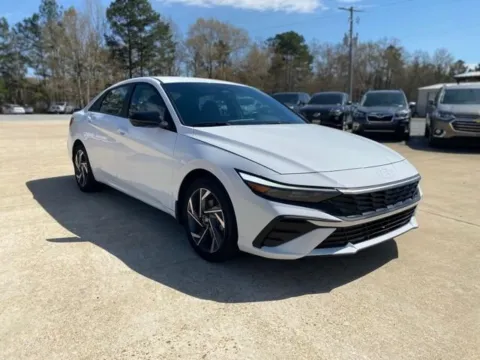 White 2025 Hyundai ELANTRA Hybrid for sale in Austin, AR