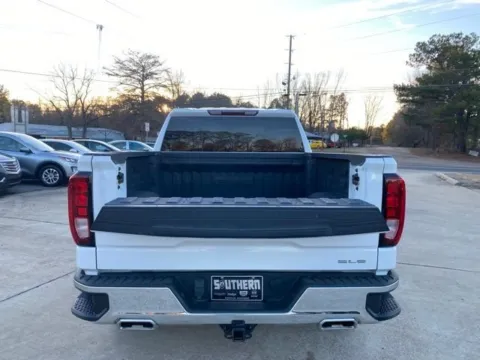 More photos of 2022 GMC Sierra 1500 Limited SLE at Premier MotorCars LLC, AR