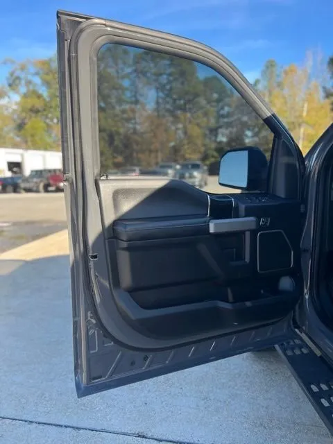 2018 Ford F-150 Raptor - Photo 27