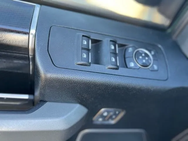2018 Ford F-150 Raptor - Photo 15