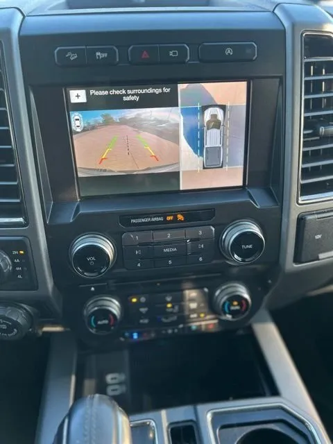 2018 Ford F-150 Raptor - Photo 16