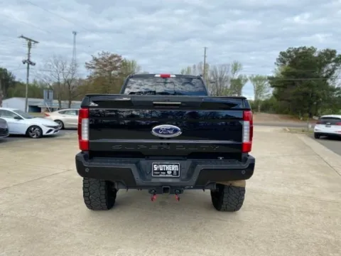 More photos of 2019 Ford F-250 Super Duty Lariat at Premier MotorCars LLC, AR