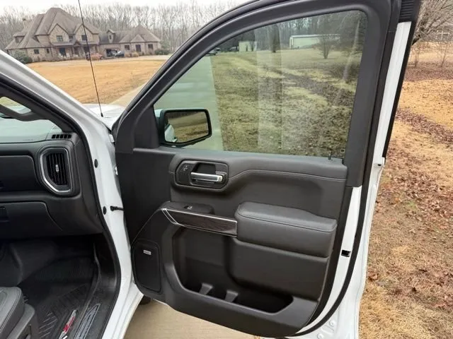 2022 Chevrolet Silverado 1500 Limited LTZ - Photo 23