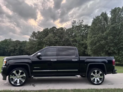 More photos of 2018 GMC Sierra 1500 Denali at Premier MotorCars LLC, AR