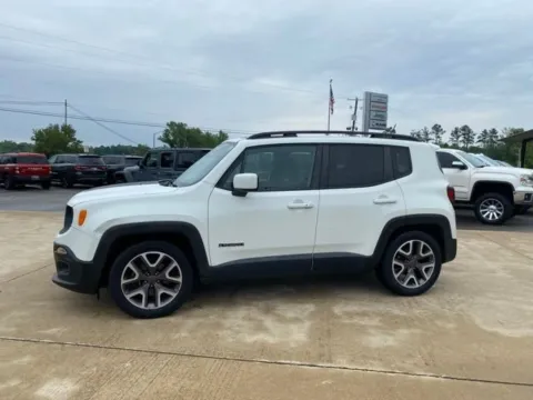 More photos of 2016 Jeep Renegade Latitude at Premier MotorCars LLC, AR