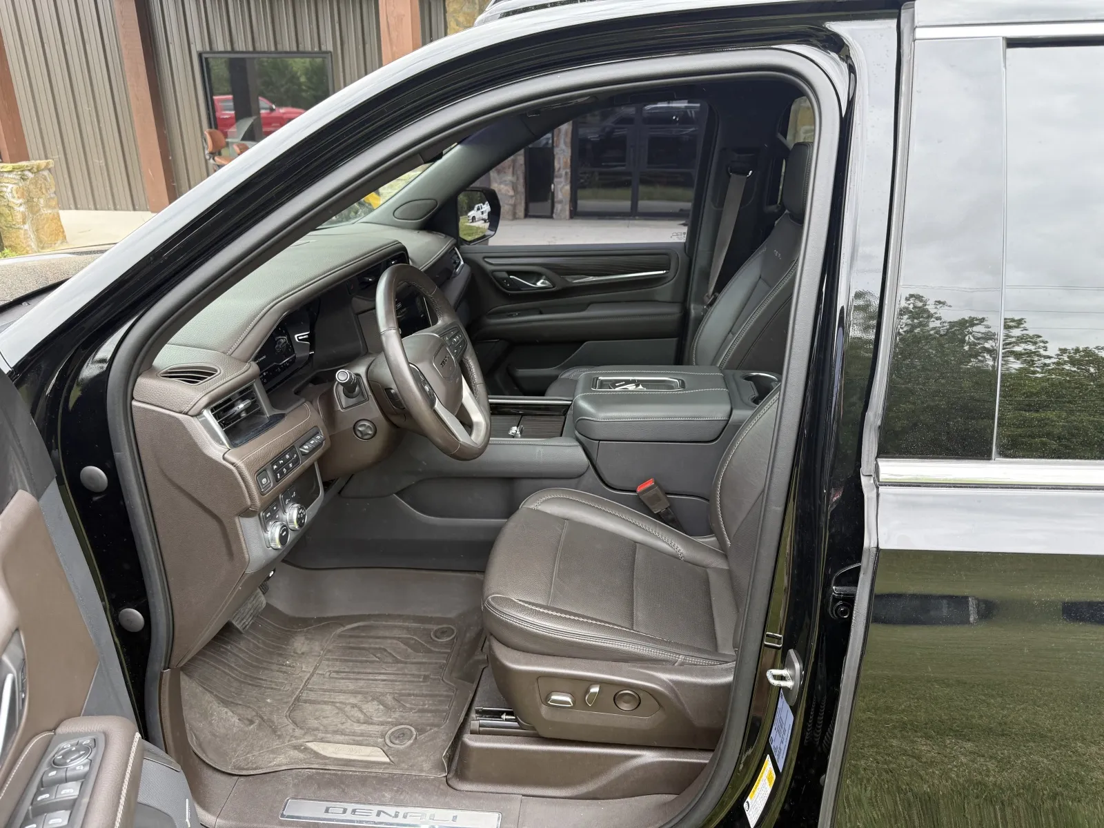 2022 GMC Yukon Denali - Photo 9