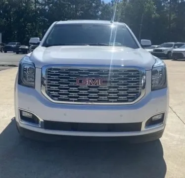Photos of 2018 GMC Yukon XL SLT for sale in Austin, AR at Premier MotorCars LLC