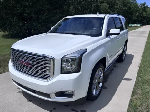 White 2016 GMC Yukon Denali for sale in Austin, AR