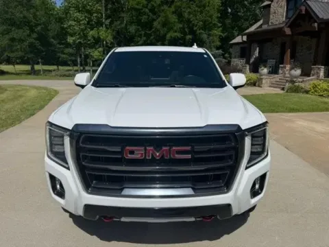 White 2021 GMC Yukon AT4 for sale in Austin, AR