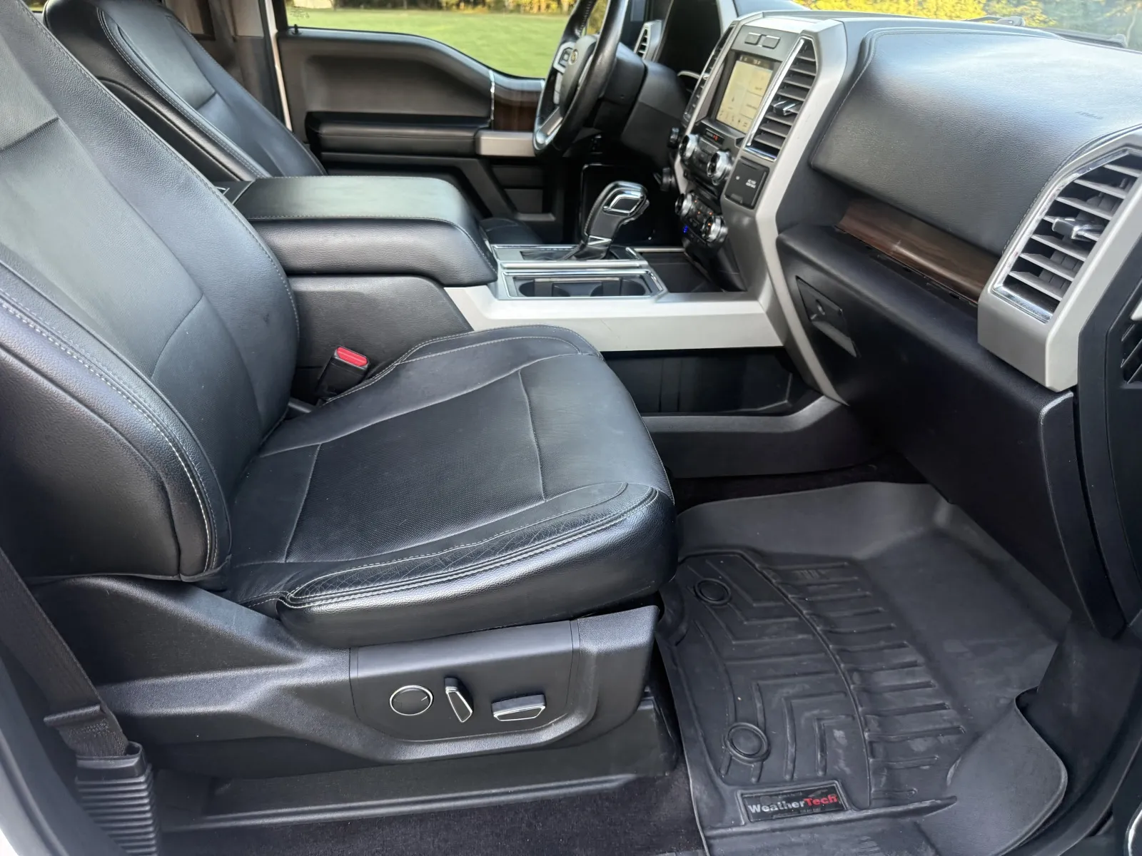 2016 Ford F-150 Lariat - Photo 16