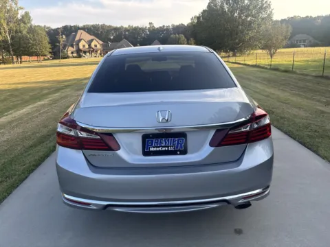 More photos of 2017 Honda Accord Sedan EX-L at Premier MotorCars LLC, AR