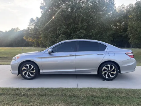 Photos of 2017 Honda Accord Sedan EX-L for sale in Austin, AR at Premier MotorCars LLC