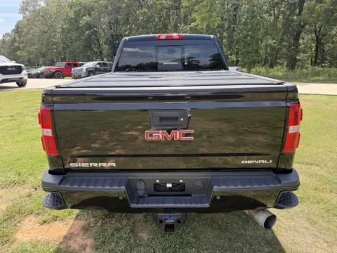 More photos of 2018 GMC Sierra 2500HD Denali at Premier MotorCars LLC, AR