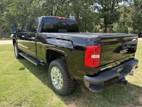 Another view of 2018 GMC Sierra 2500HD Denali for sale in Austin, AR at Premier MotorCars LLC