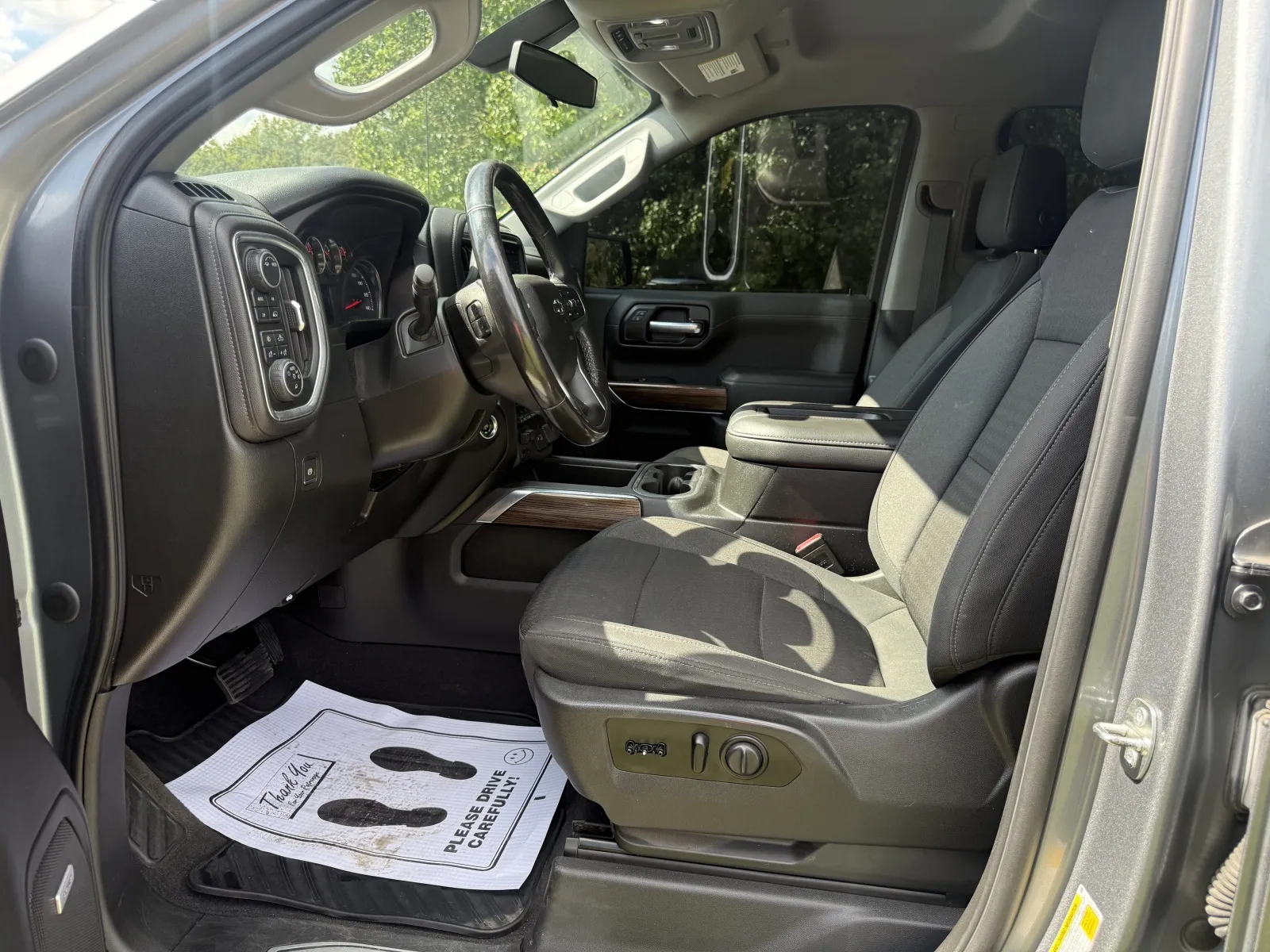 2020 Chevrolet Silverado 1500 RST - Photo 9