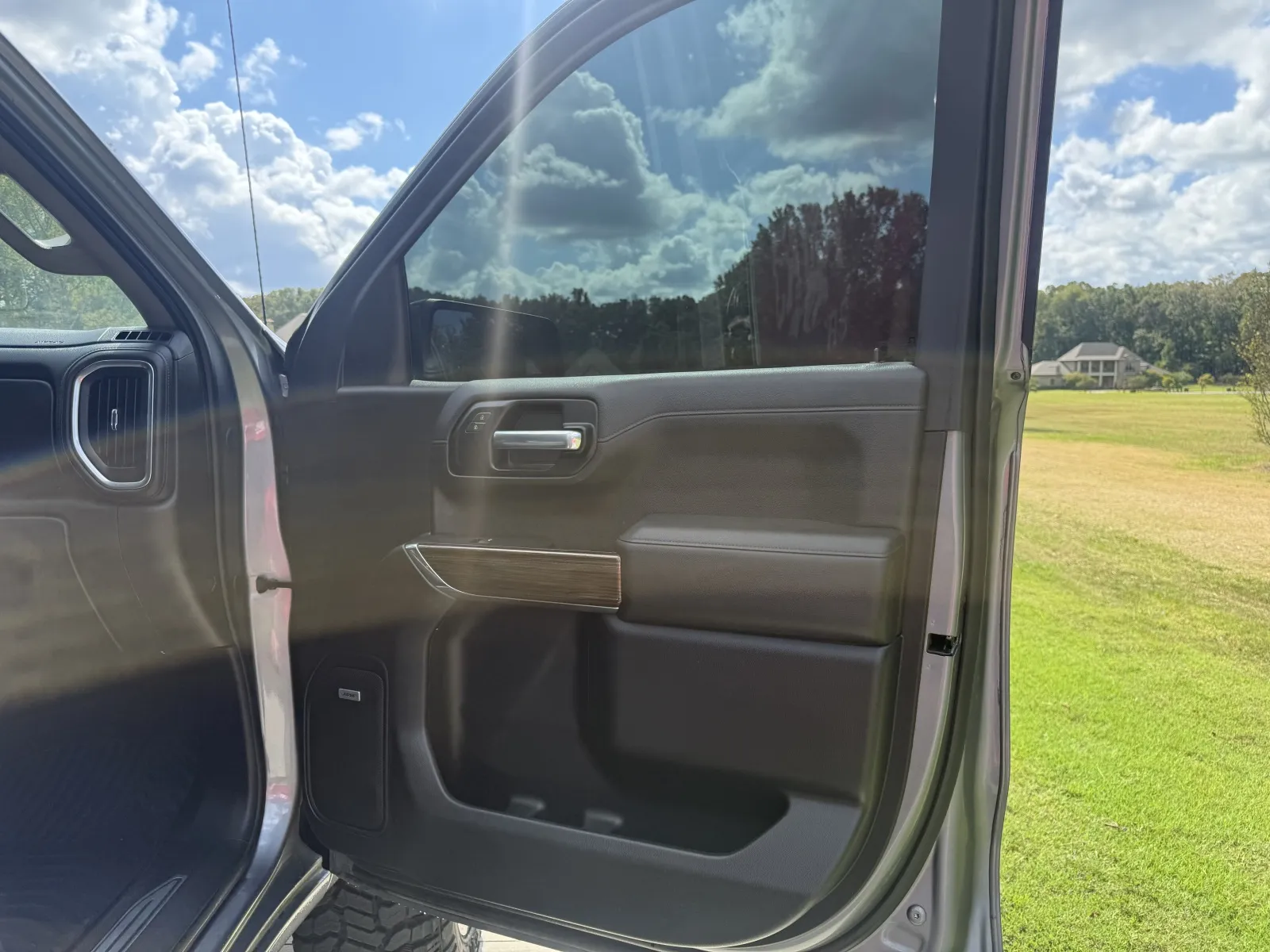 2020 Chevrolet Silverado 1500 RST - Photo 16