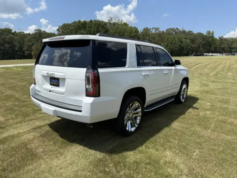 More photos of 2017 GMC Yukon SLT at Premier MotorCars LLC, AR