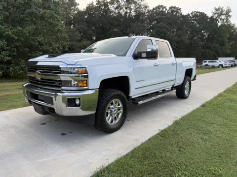 White 2018 Chevrolet Silverado 2500HD LTZ for sale in Austin, AR