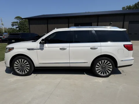 Photos of 2019 Lincoln Navigator Reserve for sale in Austin, AR at Premier MotorCars LLC