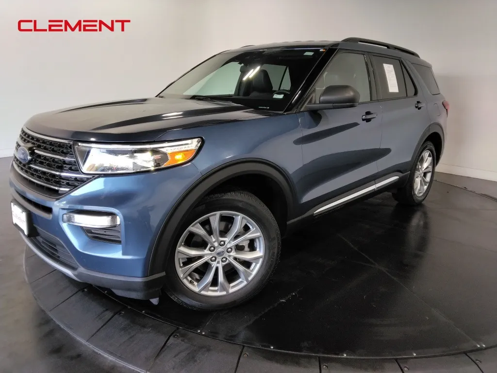 Blue 2020 Ford Explorer XLT for sale in St. Charles, MO