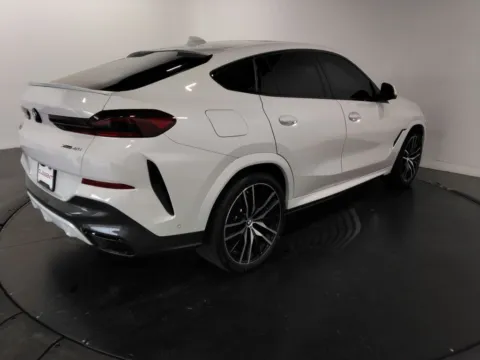 More photos of 2022 BMW X6 xDrive40i at Clement Supercenter, MO