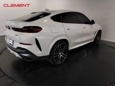 More photos of 2022 BMW X6 xDrive40i at Clement Supercenter, MO