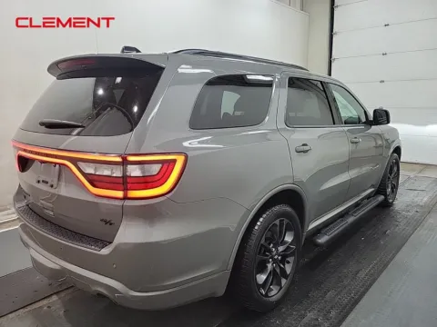 More photos of 2023 Dodge Durango R/T Plus at Clement Supercenter, MO