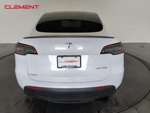 More photos of 2022 Tesla Model Y Performance at Clement Supercenter, MO