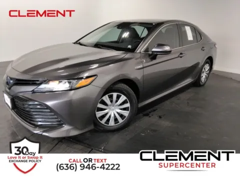 Gray 2020 Toyota Camry Hybrid LE for sale in St. Charles, MO