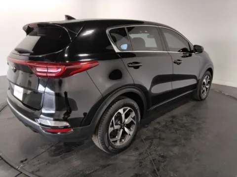 More photos of 2022 Kia Sportage LX at Clement Supercenter, MO