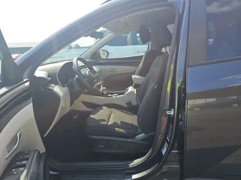 More photos of 2023 Hyundai Tucson SEL at Clement Supercenter, MO