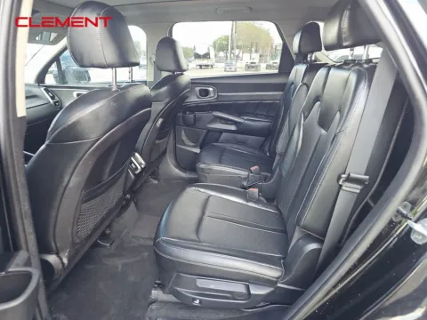 More photos of 2021 Kia Sorento SX at Clement Supercenter, MO