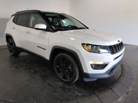 More photos of 2021 Jeep Compass Altitude at Clement Supercenter, MO