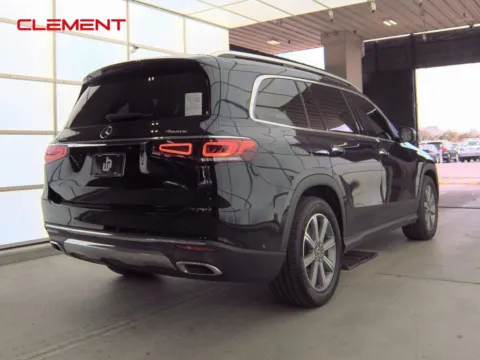More photos of 2022 Mercedes-Benz GLS 450 at Clement Supercenter, MO