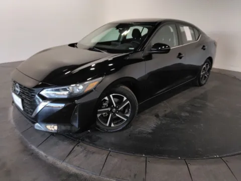 Black 2024 Nissan Sentra SV for sale in St. Charles, MO