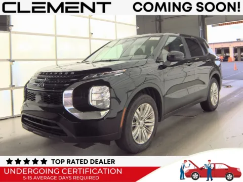 Black 2024 Mitsubishi Outlander ES for sale in St. Charles, MO